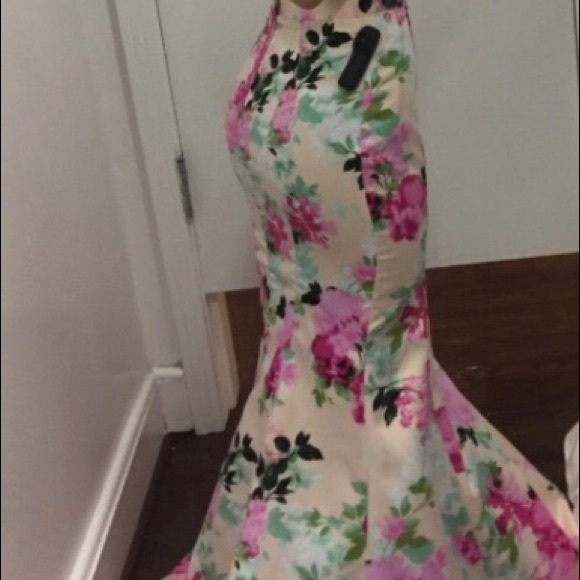 prom dress - Picture 2 of 2